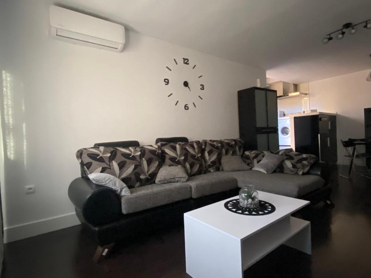 Vut Nohales Home Esterno foto